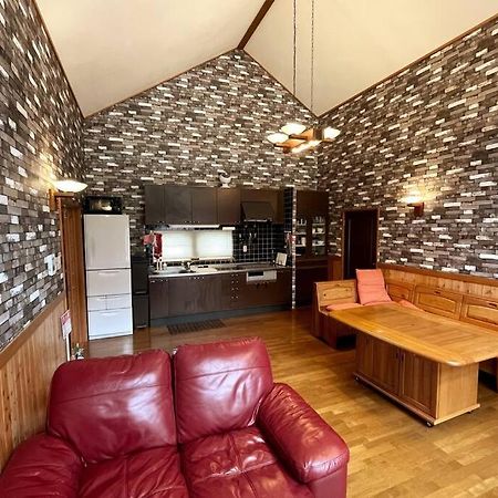【ウポポイ近く】庭付きログハウステイスト・ Bbqセットあり 4名様まで同一料金 Shiraoi Exterior foto