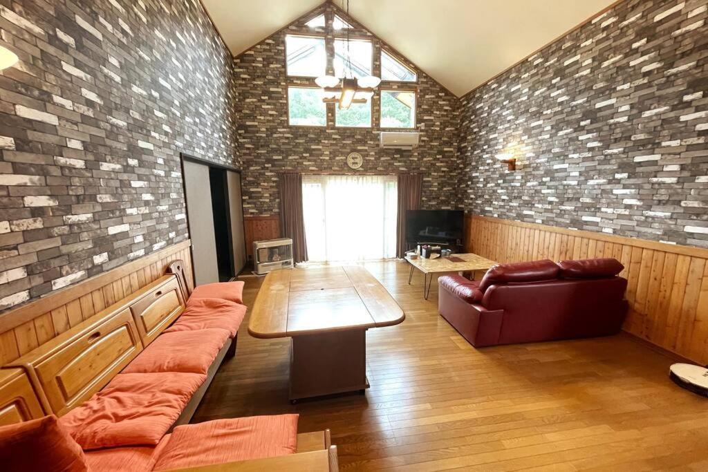 【ウポポイ近く】庭付きログハウステイスト・ Bbqセットあり 4名様まで同一料金 Shiraoi Exterior foto