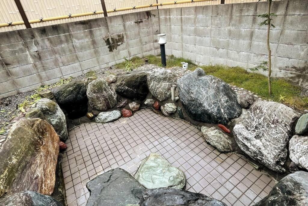 【ウポポイ近く】庭付きログハウステイスト・ Bbqセットあり 4名様まで同一料金 Shiraoi Exterior foto
